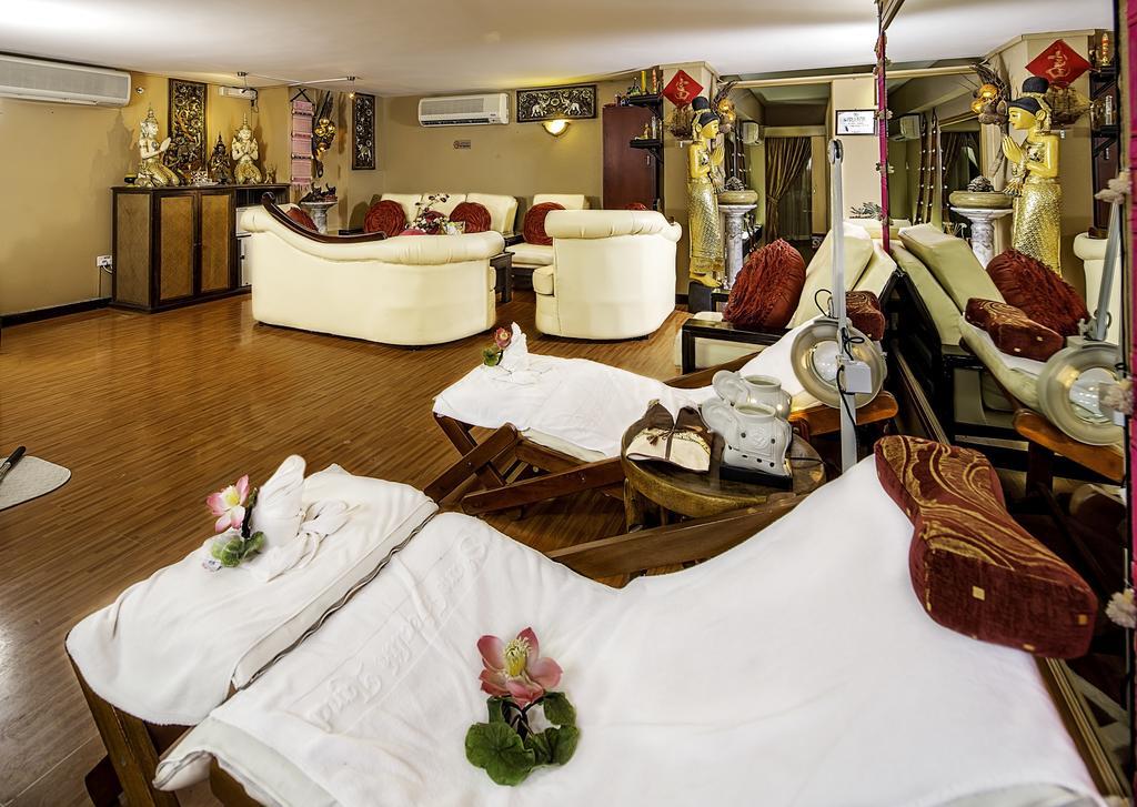 Taj Plaza Hotel Manáma Kültér fotó