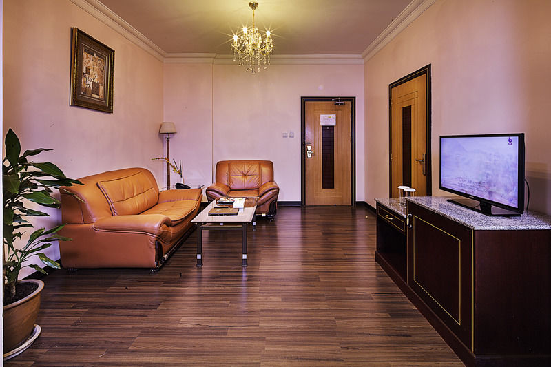 Taj Plaza Hotel Manáma Kültér fotó