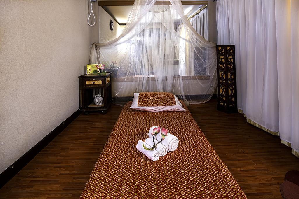 Taj Plaza Hotel Manáma Kültér fotó